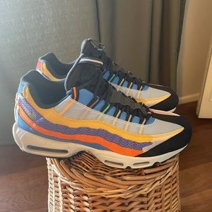 Nike Air Max 95 - Black History Month - Size 11.5
